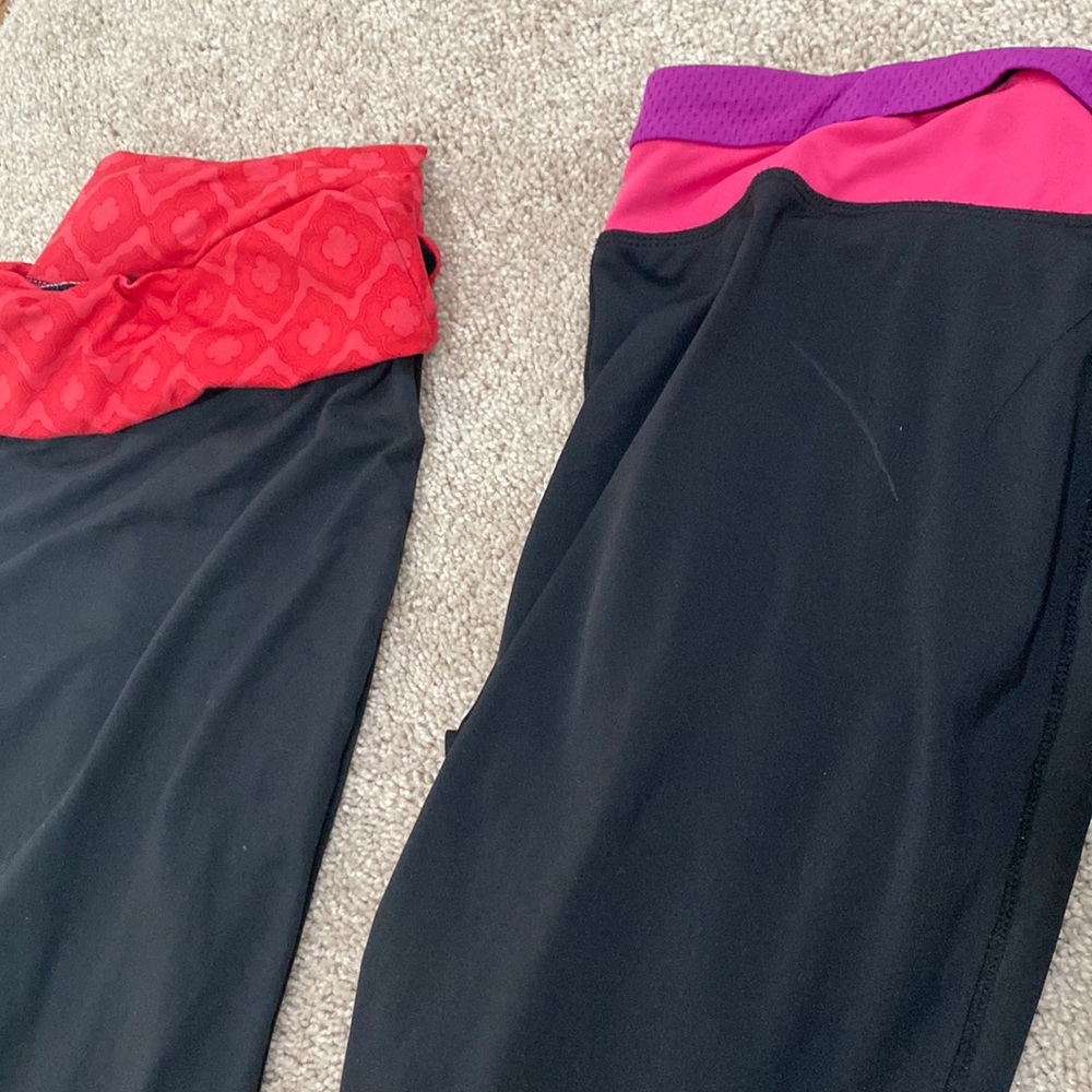 set LOT of 2 size large exercise shorts one capri and other is bermude length